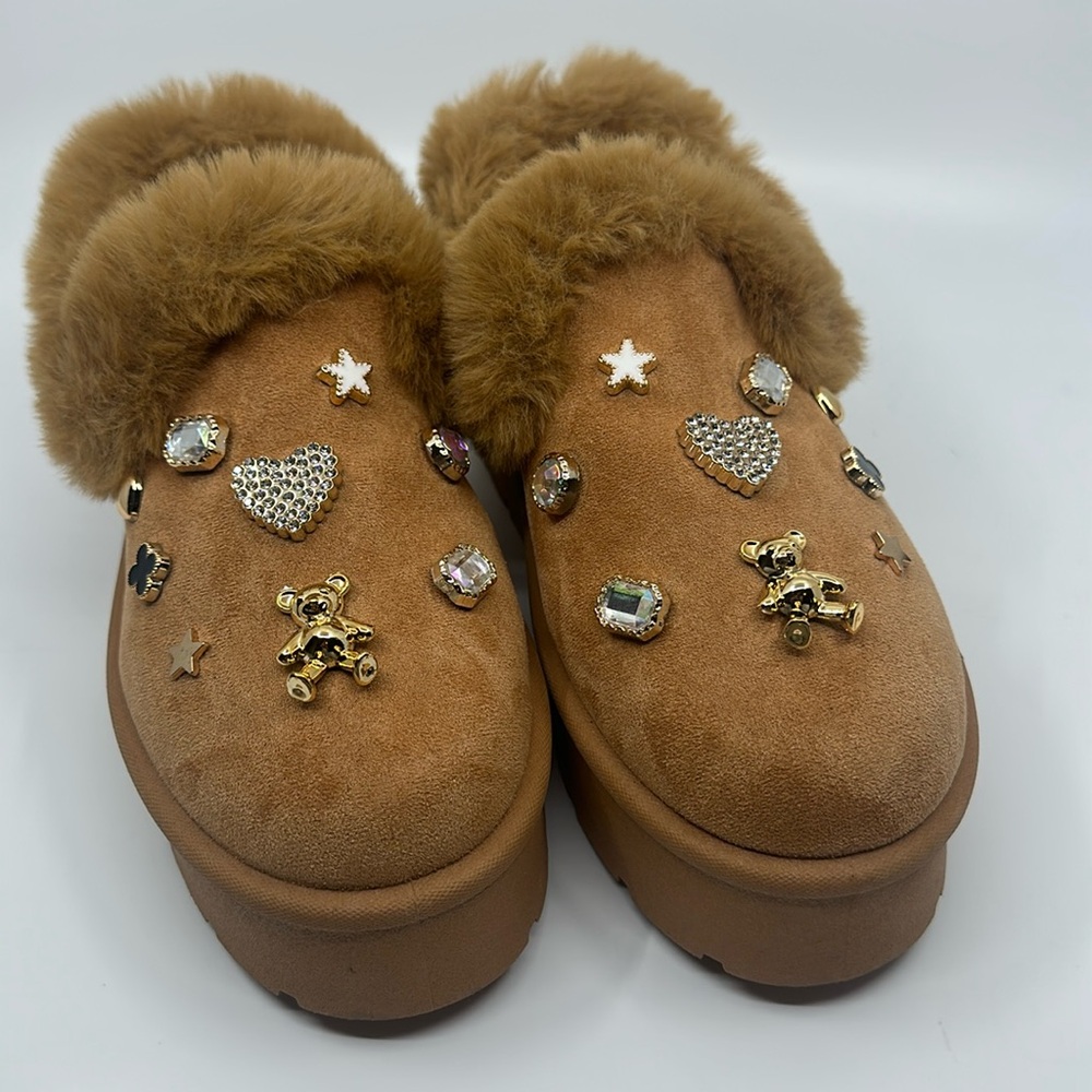 Brand New Rouge Helium Tan Faux Fur Charmed Platform Women's Booties, Sz 6